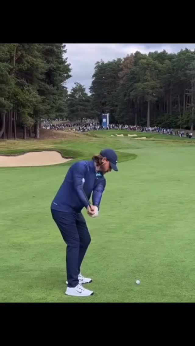 Friday night golf ASMR courtesy of some of the best ball strikers on the planet! 🌍 

#expressgolf #expressyourself #golf #golfstore #bradford #golfcourse #drivingrange