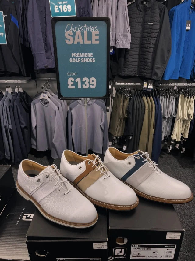 Christmas sales are in full swing in store & online! 

Don’t miss your chance to grab those last minute gifts 🎁 🎁🎁

#expressgolf #express #expressyourself #christmas #christmassales #lastminute #bradford #golfstore #onlineshopping #onlineshop #drivingrange