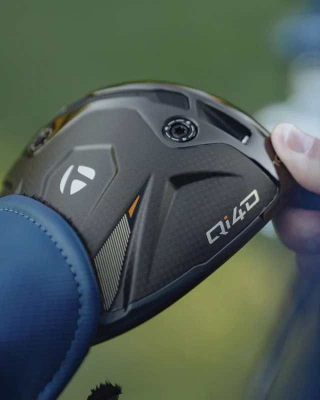 TAYLORMADE Qi4D ⛳️

👀 First look at the new @taylormadegolf Qi4D Metals & Irons

#findyournewfast